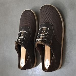 OluKai Nohea Moku Color: Brown Size 10 US